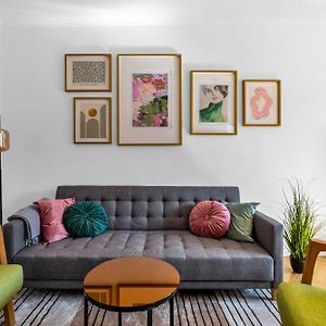 Wola Ratusz Serene Apartment