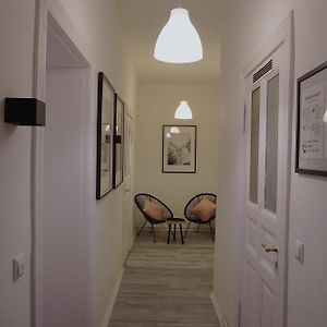 Appartement à 3 Chambres à Coucher