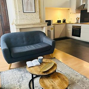 Appartement à 2 Chambres à Coucher