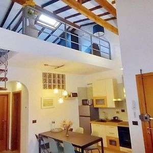 Appartement à 3 Chambres à Coucher