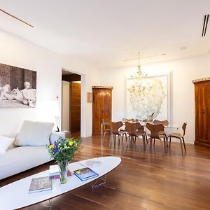 L'Home A Montecarlo 3 Bedrooms Near Train Station Port