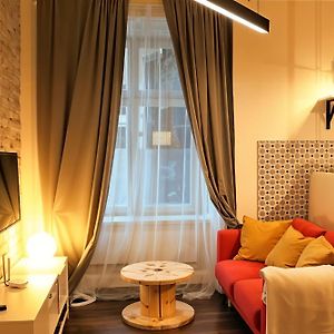 Studio Duplex
