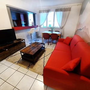 Appartement à 2 Chambres à Coucher