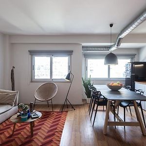 Appartement à 2 Chambres à Coucher