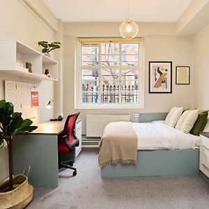 Louise House Hostel