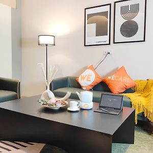 Appartement à 2 Chambres à Coucher
