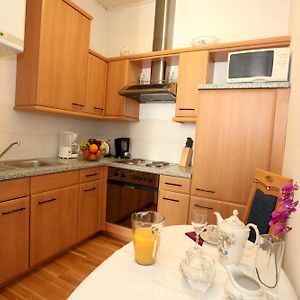Mozart Apartments