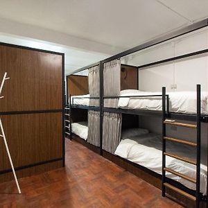 Dormitory Room Mixed