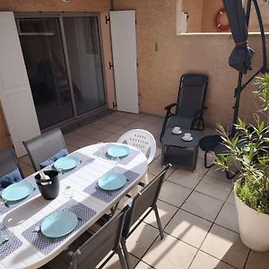 Charmant Pavillon Pour 5-6 Pers.