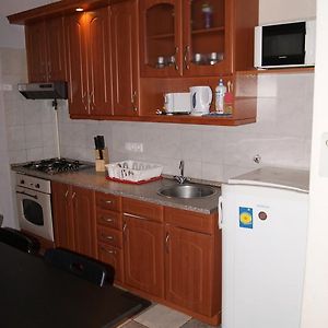 Appartement à 2 Chambres à Coucher