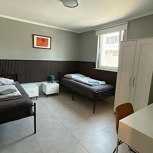 Hostel54
