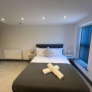 Appartement à 2 Chambres à Coucher