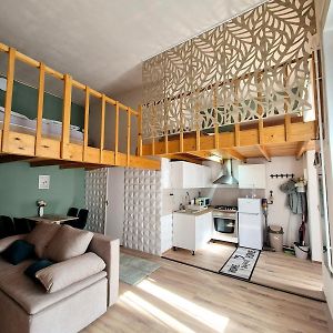 Appartement à 2 Chambres à Coucher