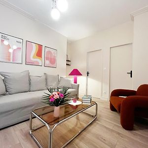 Appartement à 3 Chambres à Coucher