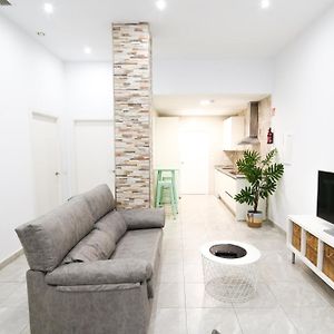 Appartement à 3 Chambres à Coucher