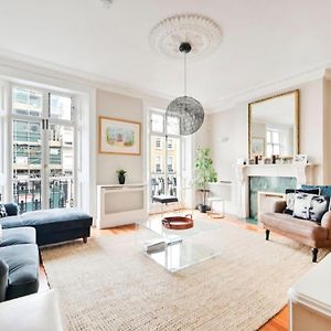 Appartement de Luxe à 5 Chambres à Coucher