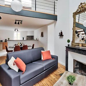 Appartement à 2 Chambres à Coucher