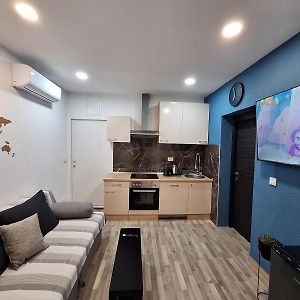 Appartement à 2 Chambres à Coucher