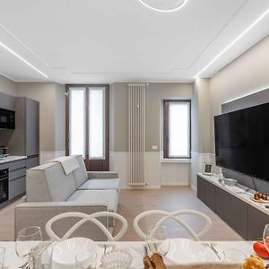 Appartement de Luxe à 2 Chambres à Coucher