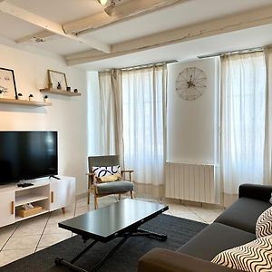 Appartement à 2 Chambres à Coucher