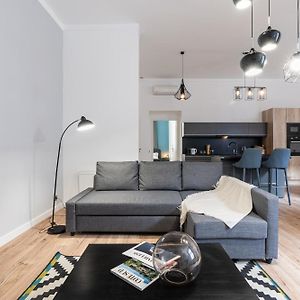 Appartement à 2 Chambres à Coucher