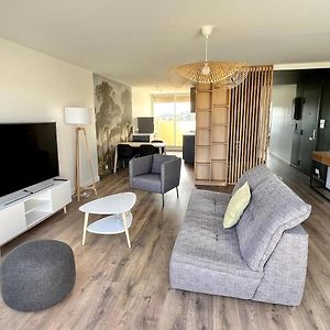 Appartement à 2 Chambres à Coucher