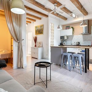 FridaysFlats 2 bedroom charming Poble Sec