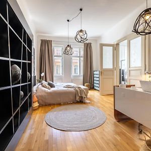 Lesser Town Apartment Melnicka By Easybnb