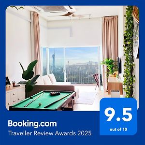 Mimi Cozy Homestay, 3R3B Klcc View With Playstation 4, Netflix, Wifi 6, Pool Table, Home Cinema