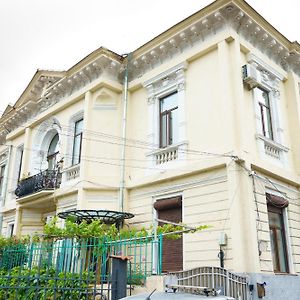 Hostel Km 0