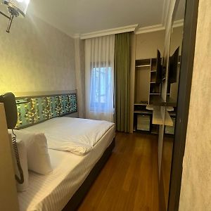 Chambre Standarde Lit Queen-Size