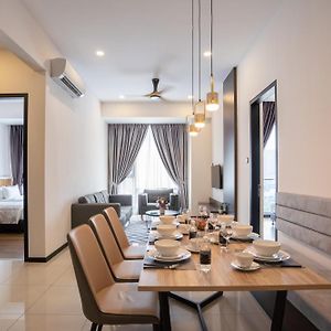 Appartement de Luxe à 3 Chambres à Coucher