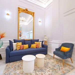 Appartement de Luxe à 2 Chambres à Coucher