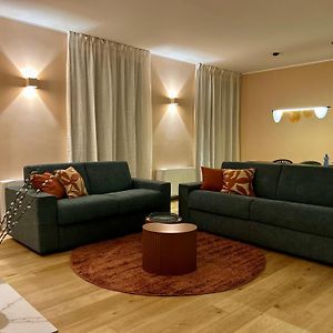 Appartement à 3 Chambres à Coucher