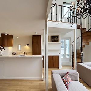 Appartement à 2 Chambres à Coucher