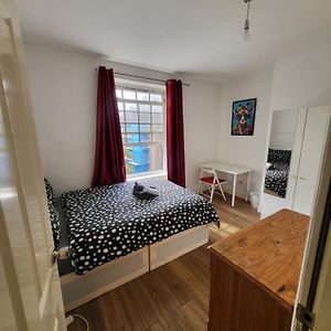 Appartement à 5 Chambres à Coucher
