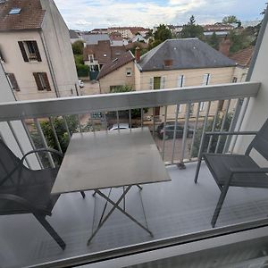 Appartement à 2 Chambres à Coucher