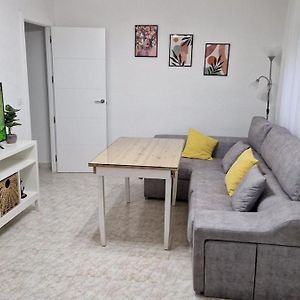 Appartement à 3 Chambres à Coucher