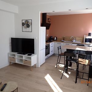 Appartement à 3 Chambres à Coucher