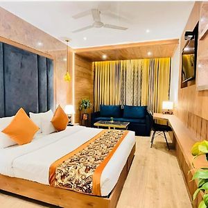 Hotel Shiva Intercontinental -New Delhi Railway Station