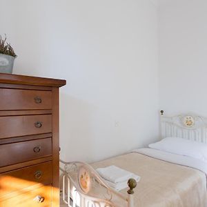 Appartement à 3 Chambres à Coucher