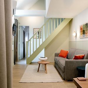 Appartement à 2 Chambres à Coucher