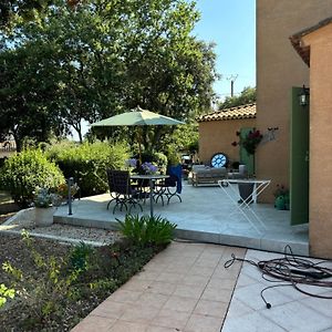 Villa à 3 Chambres à Coucher