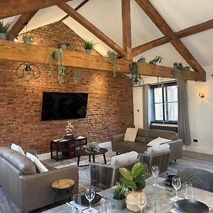 Stylish City Centre Penthouse