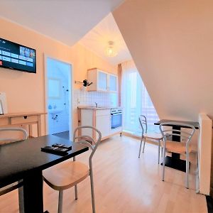 Appartement à 2 Chambres à Coucher