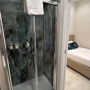 Private Bathroom Single Room