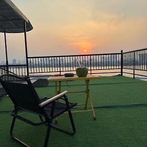 Oikia Westlake Apartment