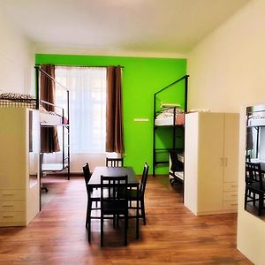 Chambre Quadruple Économique