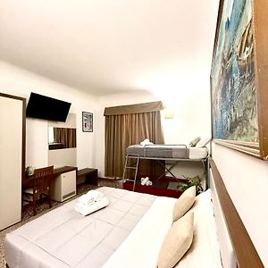 Chambre Quadruple Duplex