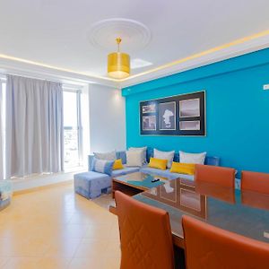 Appartement de Luxe à 2 Chambres à Coucher